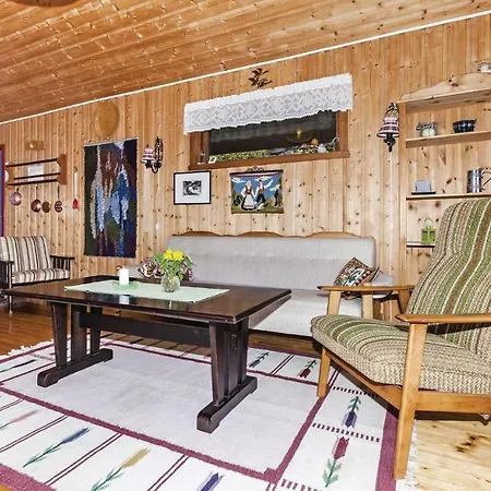 Stunning In Steinsto With Wifi Holiday home Oystese
